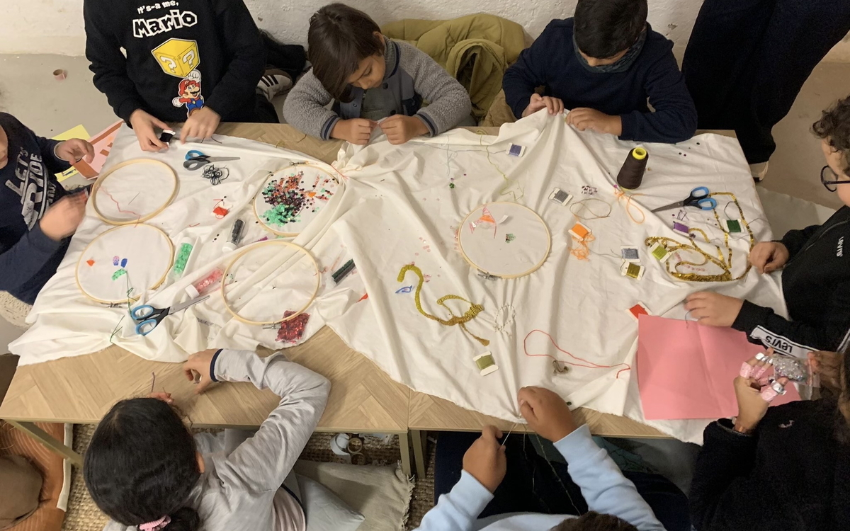 Le chat a mangé sa langue