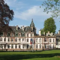 Le château de Pourtalès est confortablement installé dans un parc de 24 hectares DR
