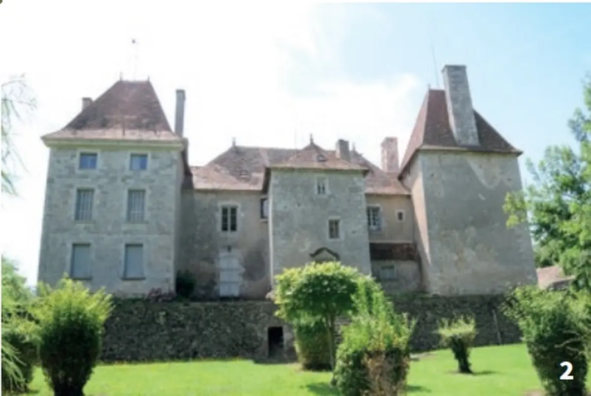 Le château du Ry-Chazerat et son domaine : château (extérieur) et fours à chaux