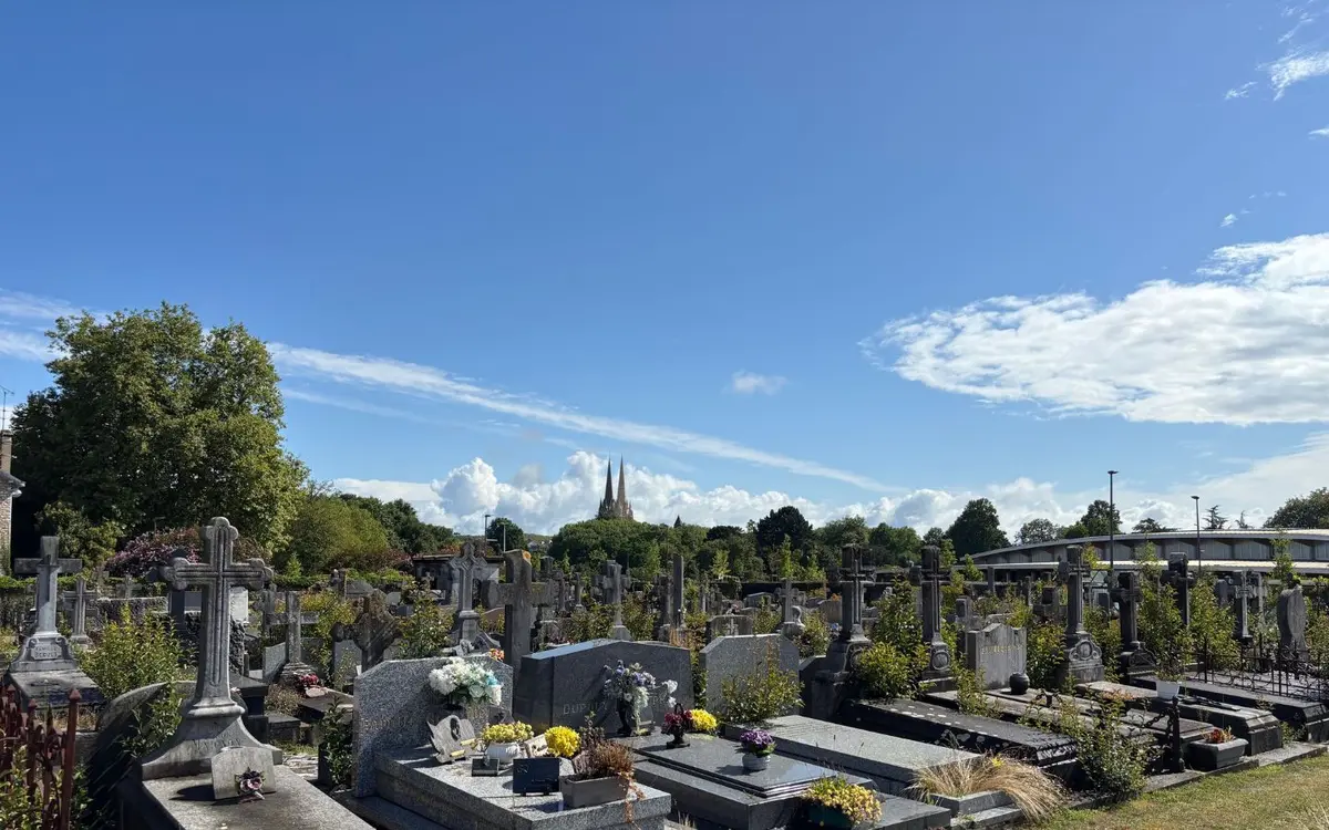 Le cimetière Saint-Léon