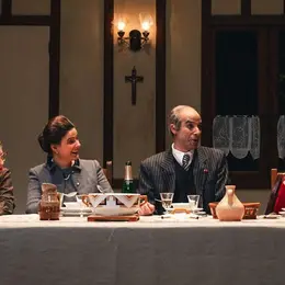 Le Dîner chez les Français de V. Giscard d’Estaing