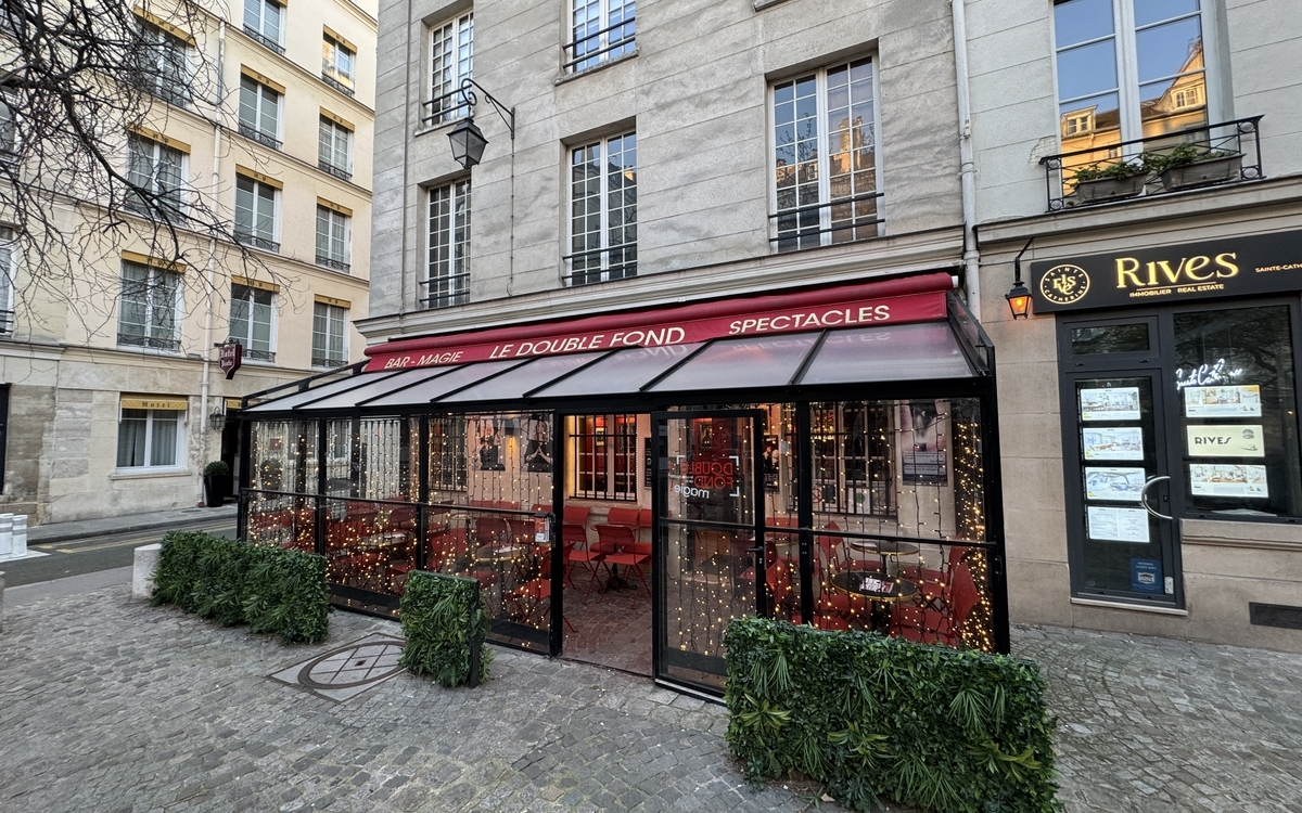 Le café-théâtre, Le Double Fond, au coeur du Marais