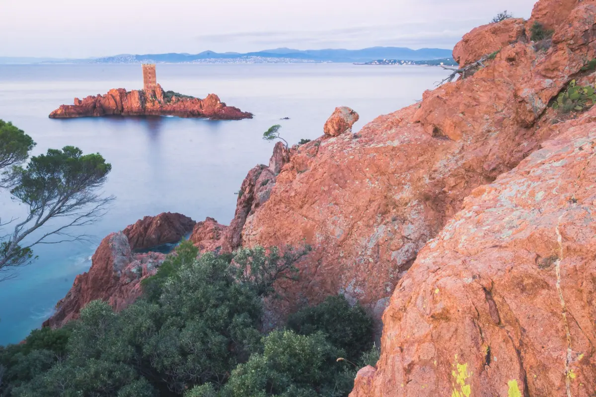 L'île d'Or vue depuis le Dramont