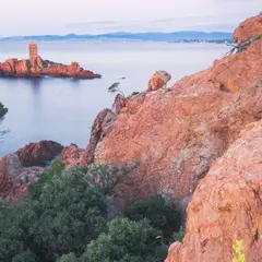 Le Dramont et l’Île d’Or : la carte postale absolue !