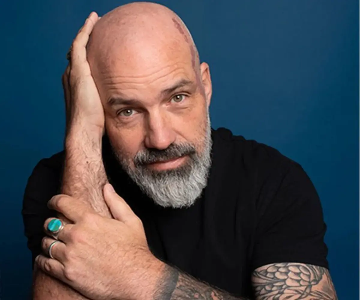L'auteur Niko Tackian, parrain de l'édition 2026 du Festival Sans Nom