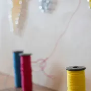 Le fil dans l'art contemporain