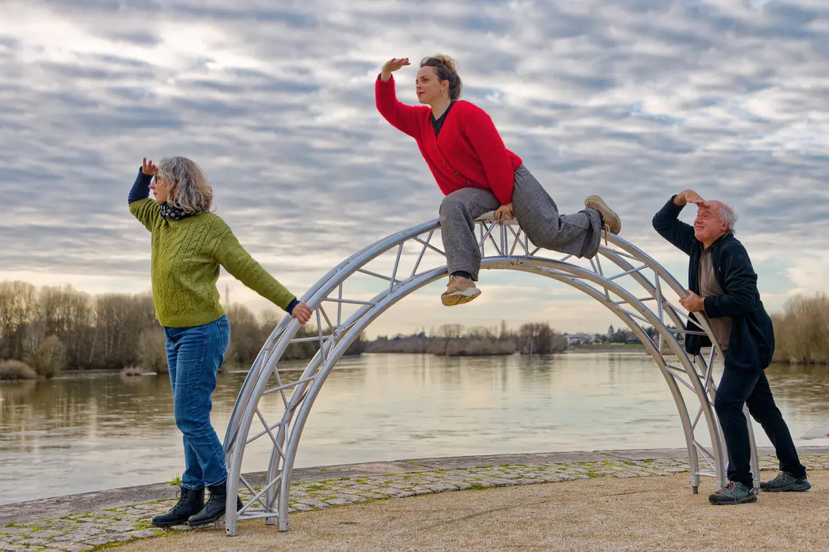 Le Fleuve Ambulant - spectacle itinérant à vélo de la Cie Wonderkaline