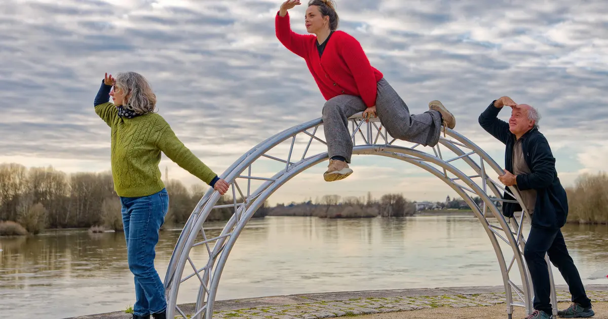 Le Fleuve Ambulant - spectacle itinérant à vélo de la Cie Wonderkaline