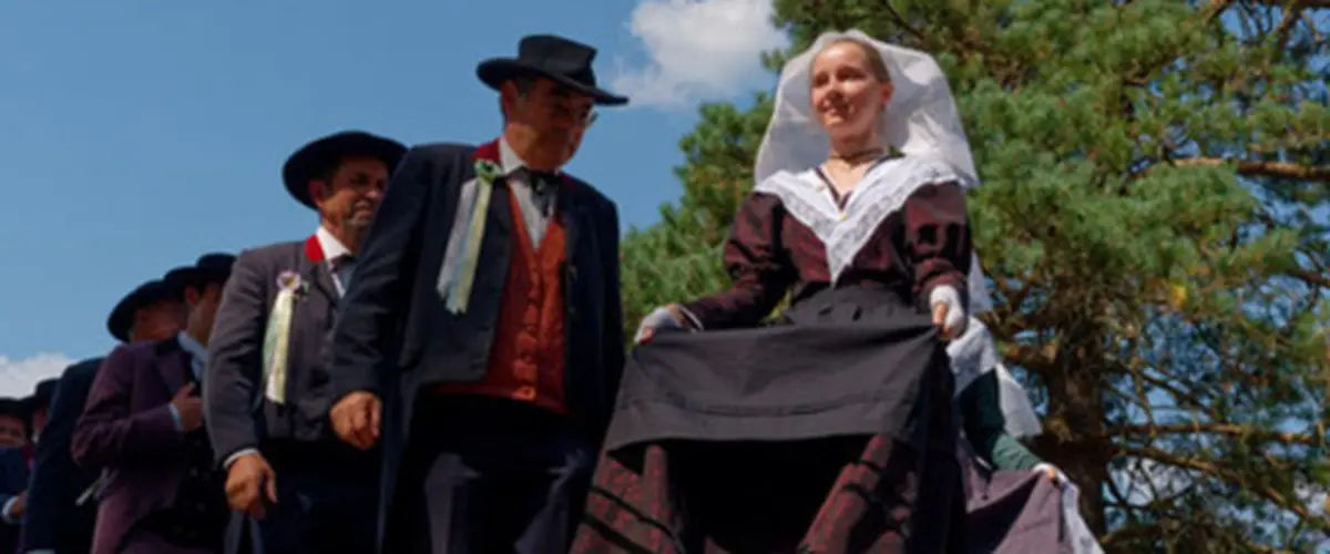 Le Folklore s'invite à Saint-Léo au Foyer Rural
