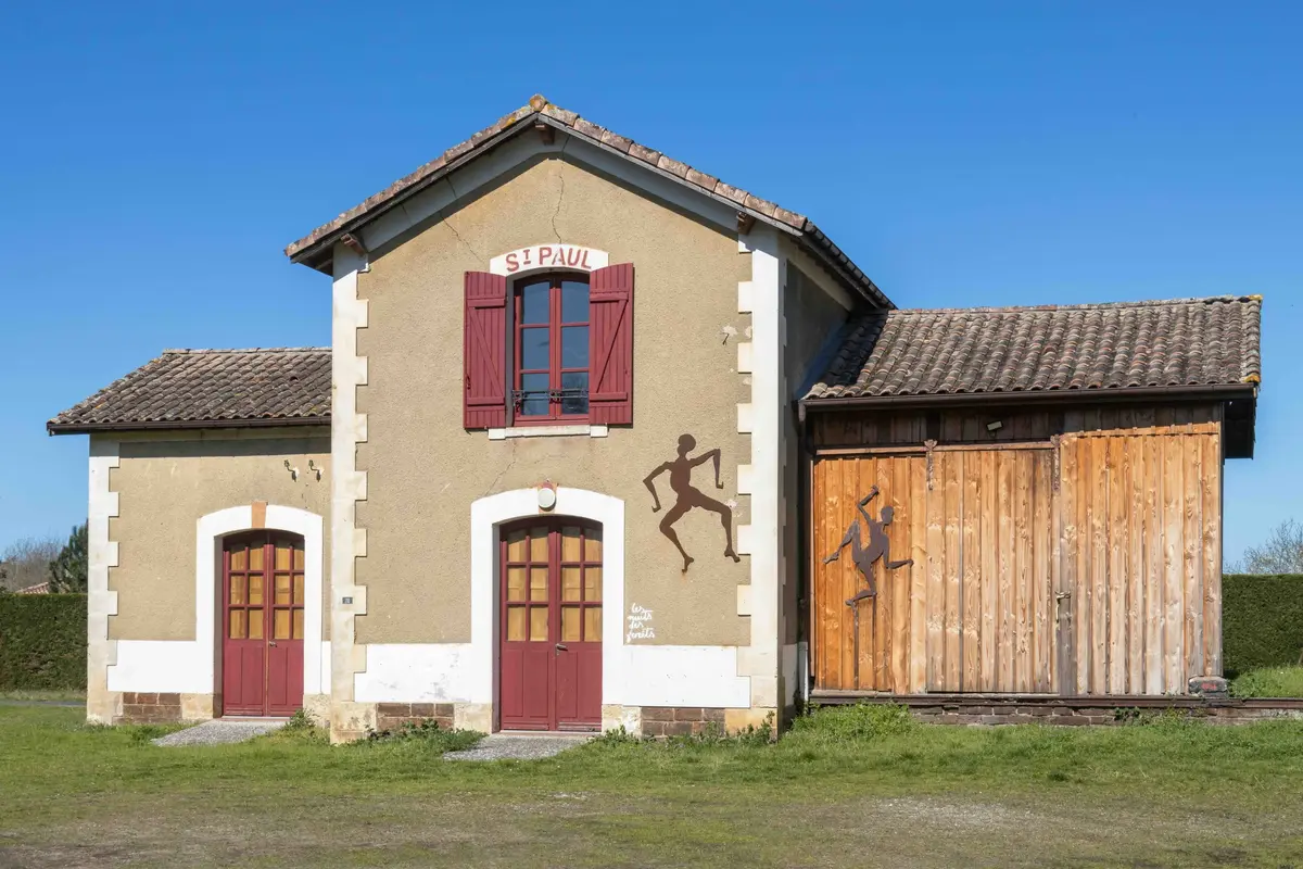 Le fonds d'œuvres de la gare