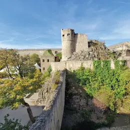 3 châteaux forts à apprécier cet été !