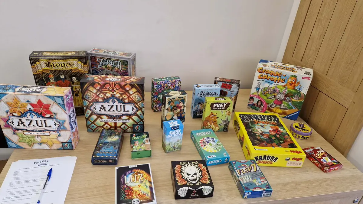 Le Jeux(di) de société