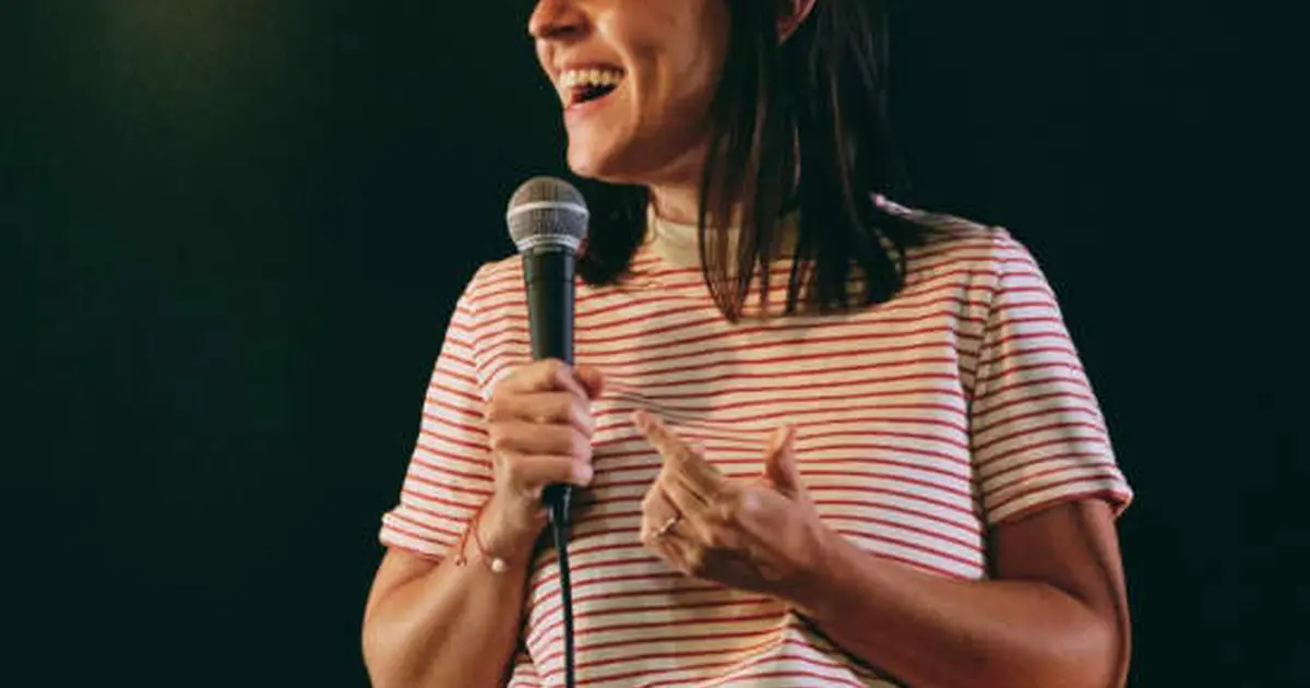 Le Kube Comedy Club : du stand up dans un cadre époustouflant