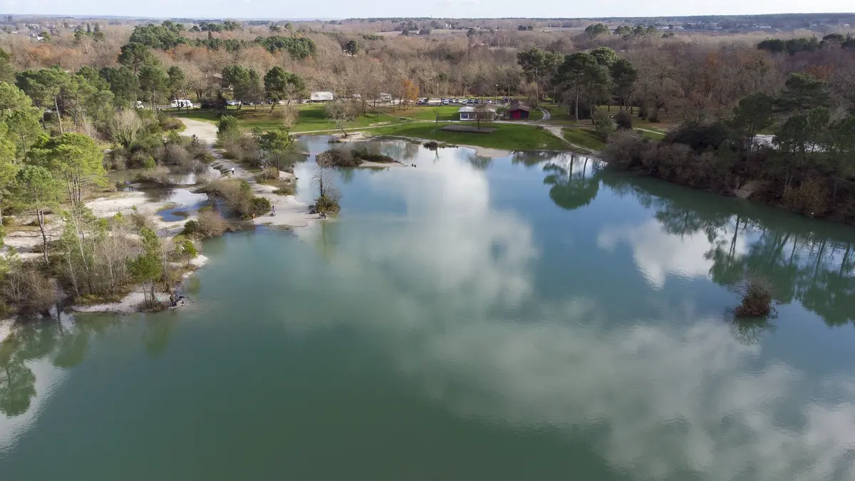 Le Lac Bleu de Léognan