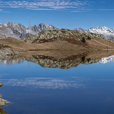 Le lac de Besson, un miroir d’altitude au cœur de l’Alpe d’Huez