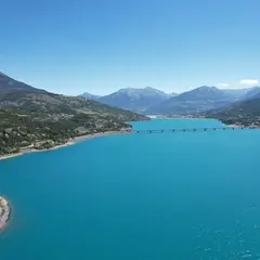 Le lac de Serre-Ponçon : le plus grand lac artificiel