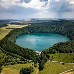 Le lac Pavin : le lac du Diable