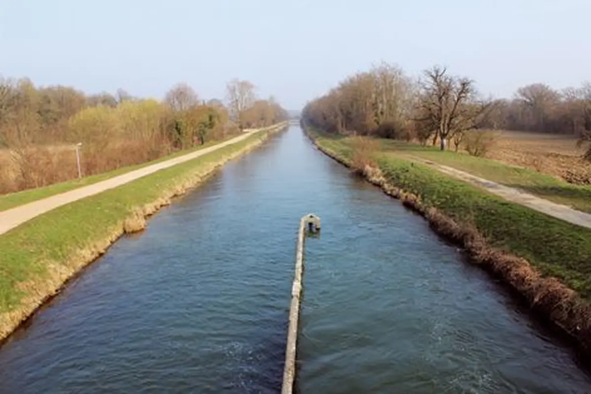 Le long du canal à Kembs