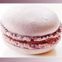 Le macaron quetsche cannelle