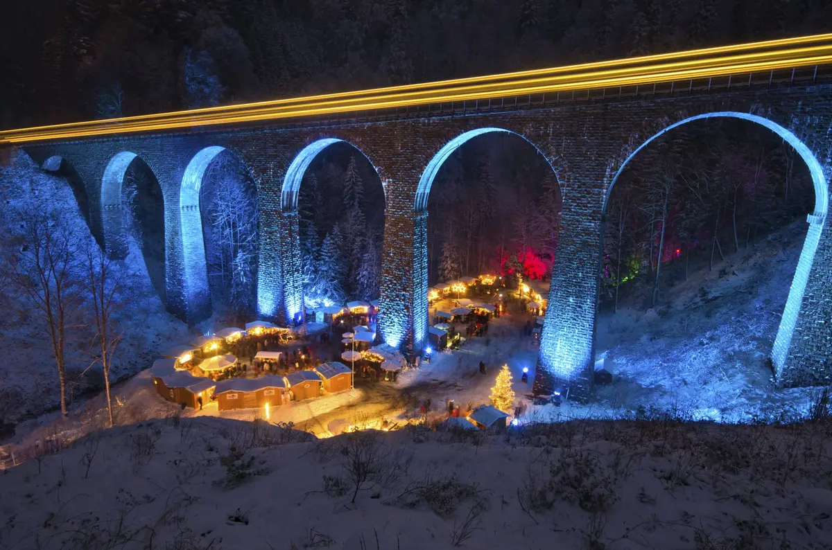 Le marché de Noël des gorges de Ravenna en Forêt-Noire