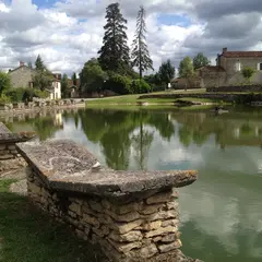 Le Marché dominical des Lavoirs à Aujols