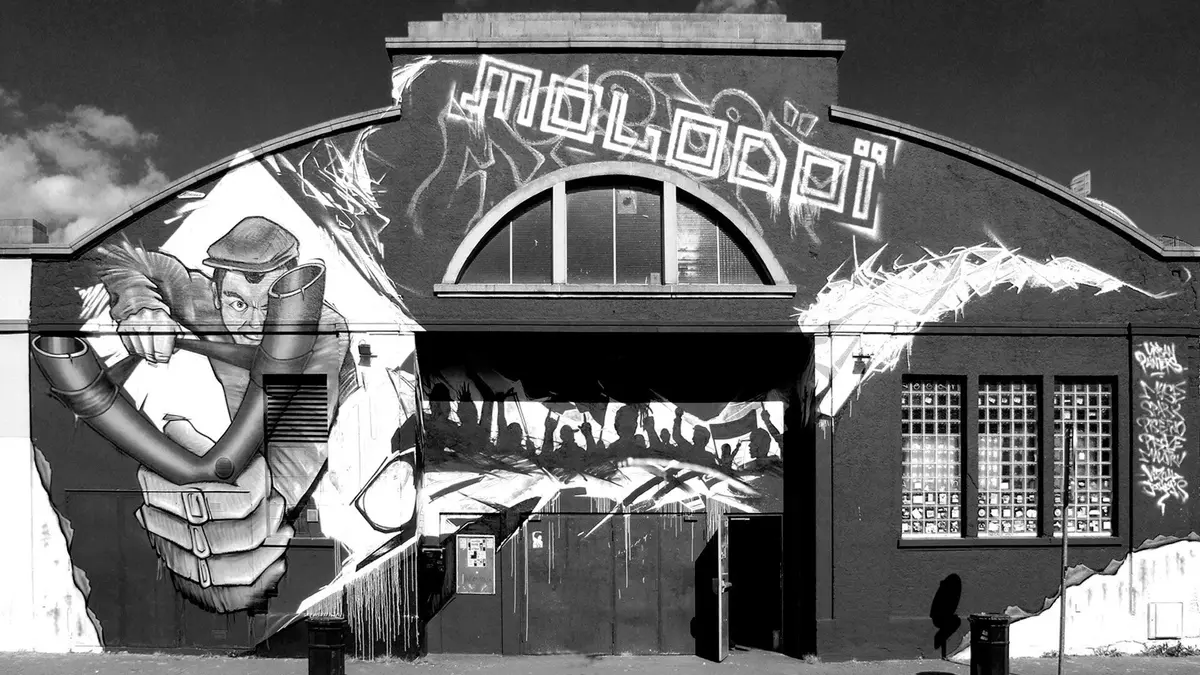 Le Molodoï