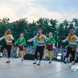Le Monde en spectacle ( Festival du Rouergue )