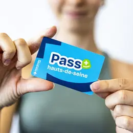 Le Pass+ des Hauts-de-Seine : la carte multiservices pour les collégiens du département