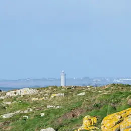 Le phare de Kéréon : Un Palace au milieu de l’océan