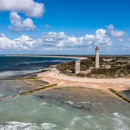 Le plus célèbre : le phare des Baleines