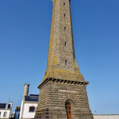 Le plus élégant : le phare d’Eckmühl