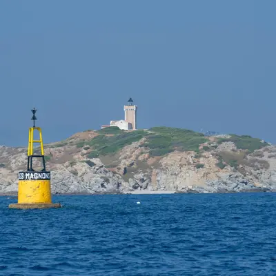 Le plus insulaire : le phare du Grand Rouveau