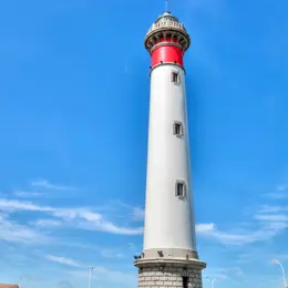 Le plus sinueux : le phare de Ouistreham