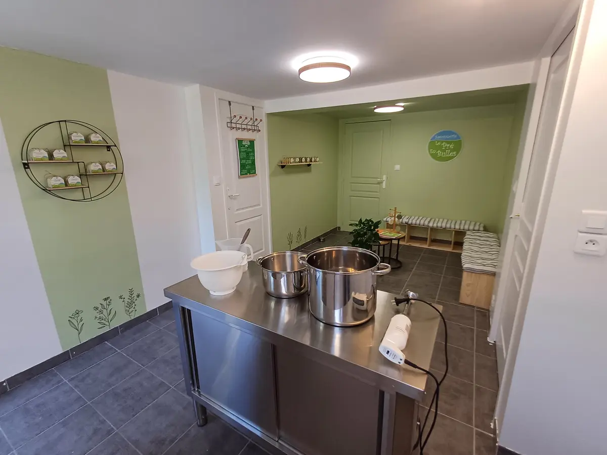 Le pré en bulles: Démonstration de fabrication de savons