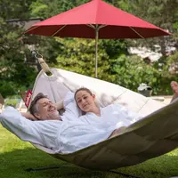 Le bonheur se trouve peut-être dans un hamac pour deux DR