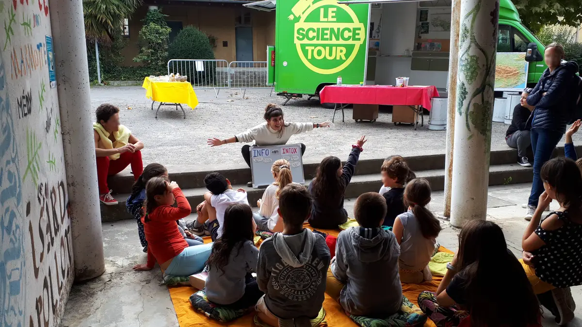 Le Science Tour Des Pyrénées