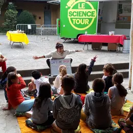 Le Science Tour Des Pyrénées