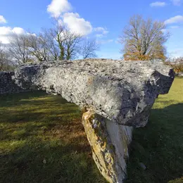 Le sentiers des dolmens - Balade archéologique