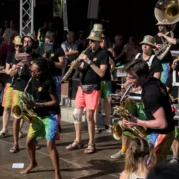 Le SPB descend dans la rue