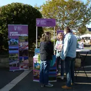 Le stand « tourisme & loisirs Coteaux Béarn Madiran s’invite au marché !