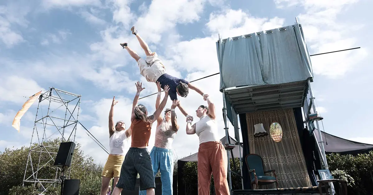 Le Temps d&rsquo;Aimer la Danse 2026 – Entre bous i vaques / Parmi les vaches – La Côte Folle  – Festival Biarritz : dates, programmation, billetterie