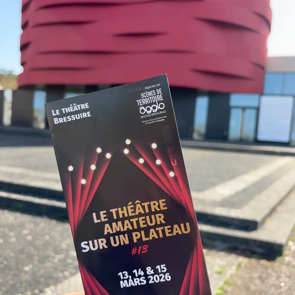 Le théâtre amateur sur un plateau