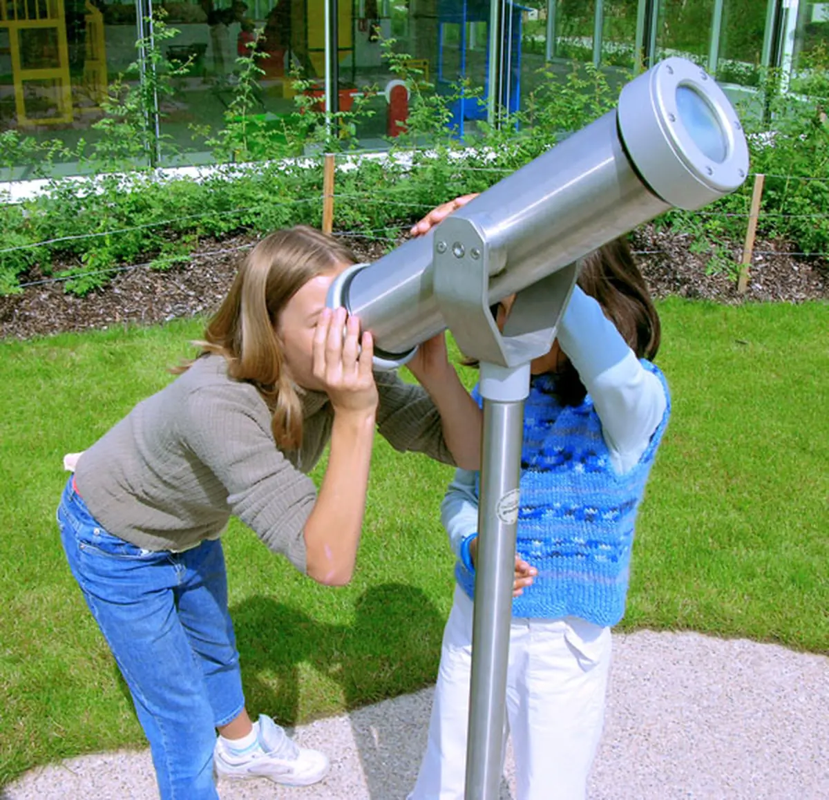 Le Vaisseau à Strasbourg : un lieu de découverte pour observer les univers de toutes les sciences
