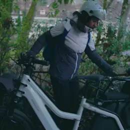 Le vélo cargo électrique, une alternative aux trajets scolaires en voiture près de Rennes