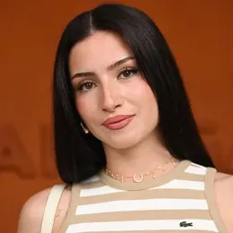 Lénie a fait attendre ses fans pendant trois ans : son premier album arrive enfin