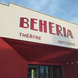 Les 100 ans d'Emak Bakia