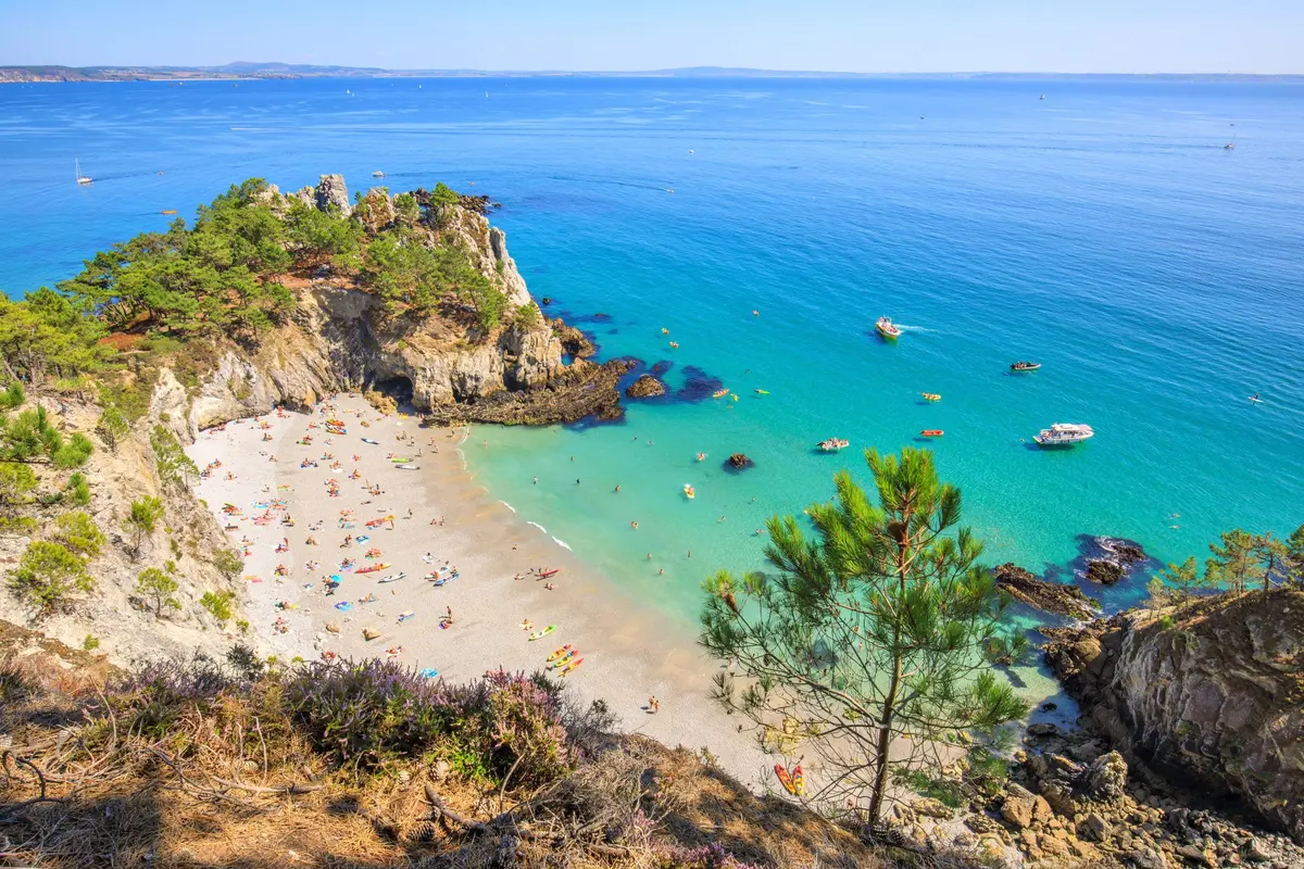 La plage de l'Île Vierge, sur la presqu'île de Crozon 