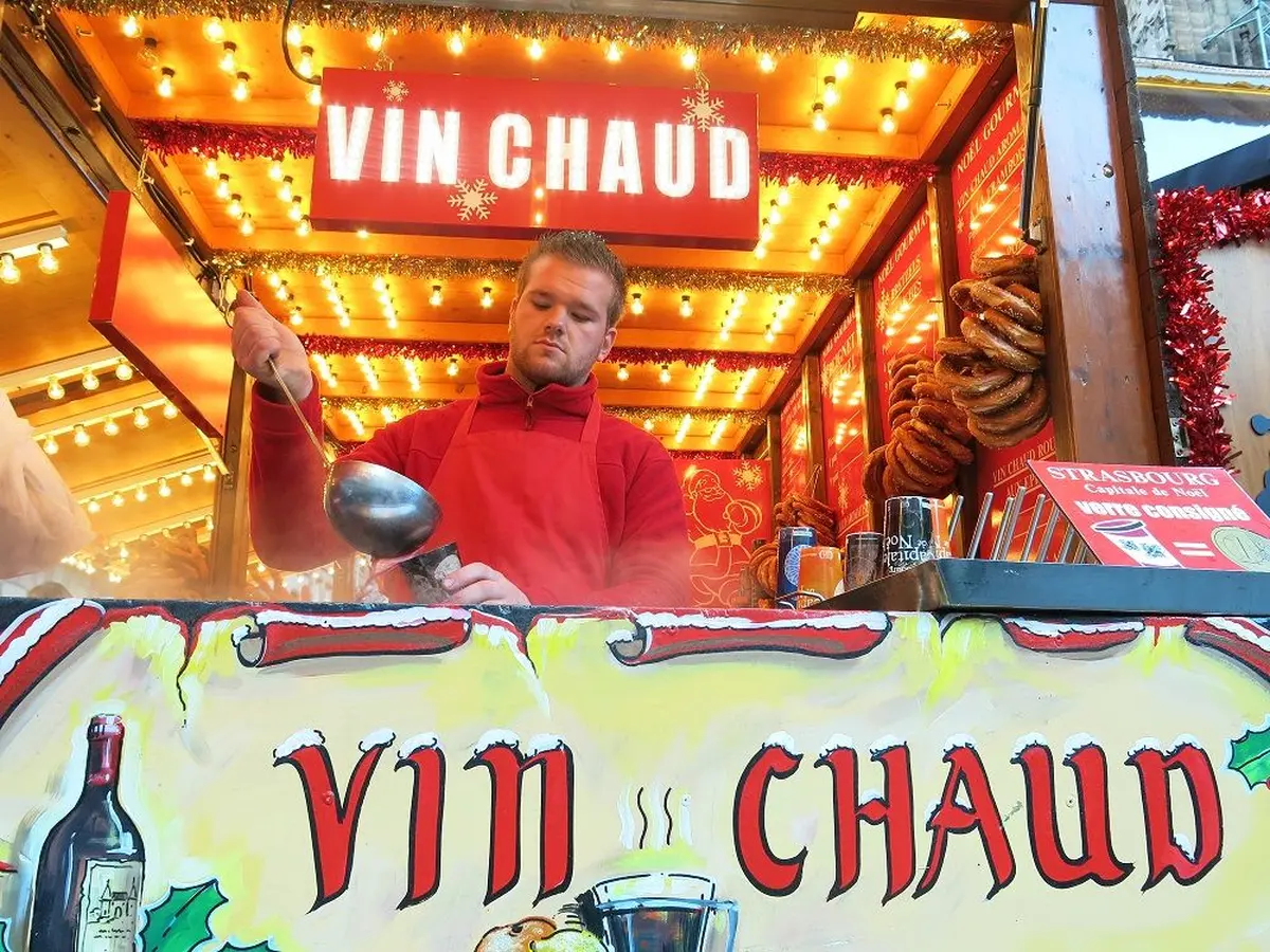 Le vin rouge chaud, la star des marchés