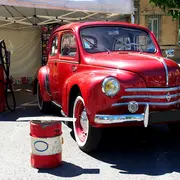Les 80 ans de la Renauld 4CV : partie de campagne