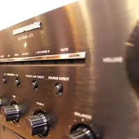 Du beau matériel en stock &copy; M.O.